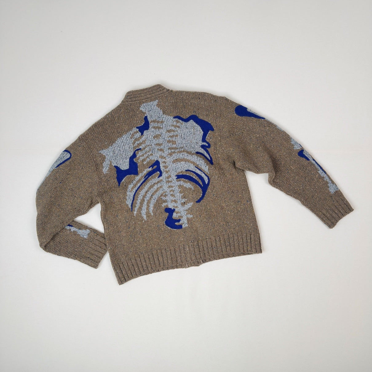 Needle punched cardigan Brown