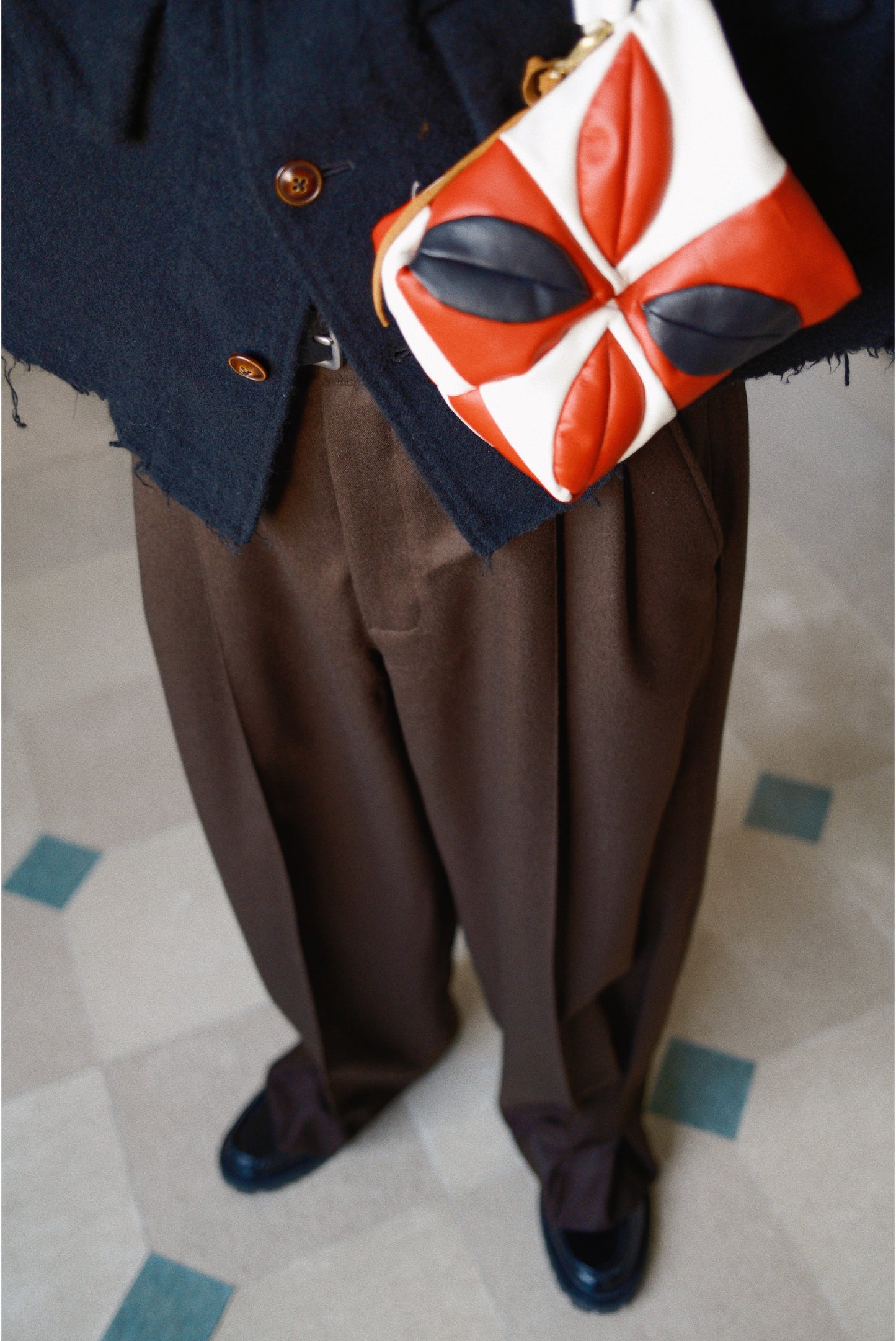 Tuck Pleats pants Brown