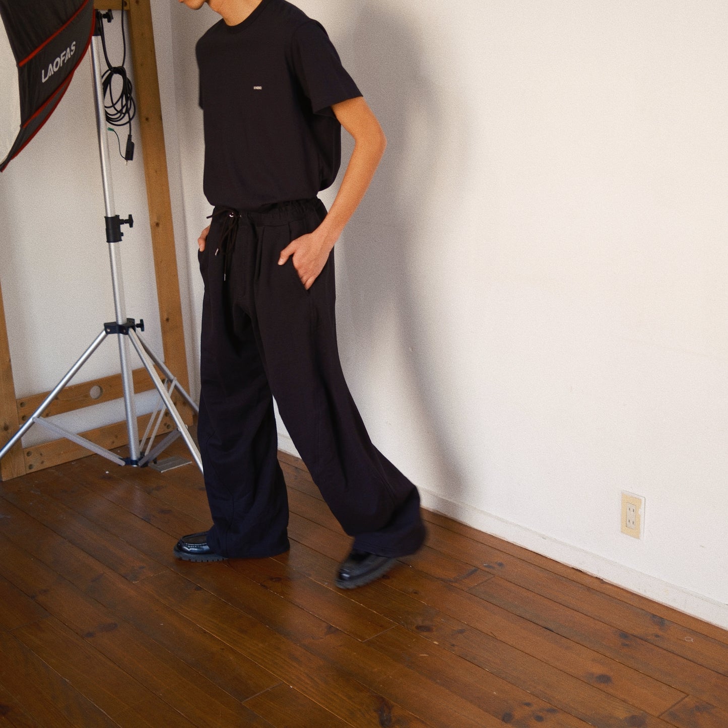 3D Cutting Sweat Pants Black