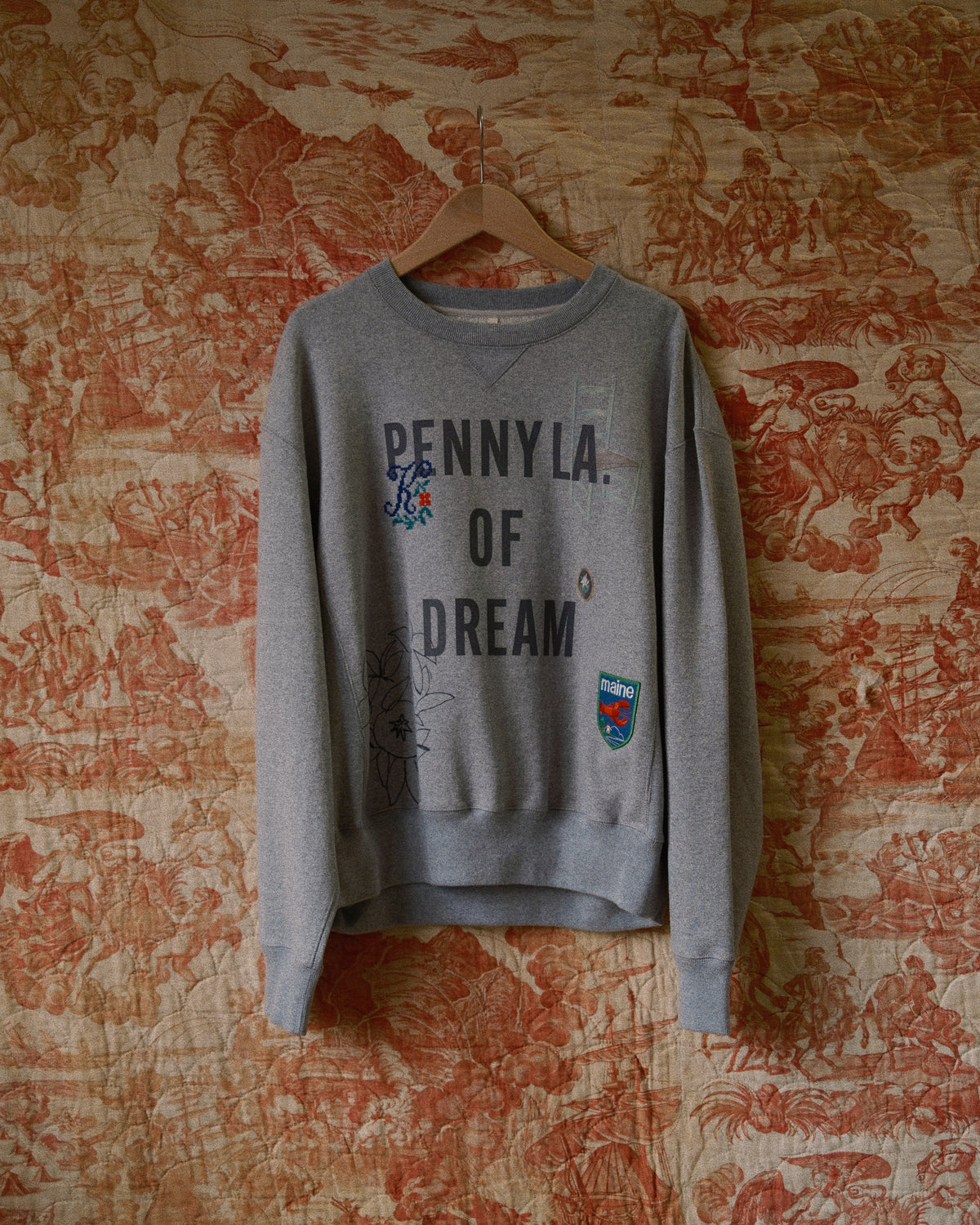 Hand-stitched sweatshirt Gray