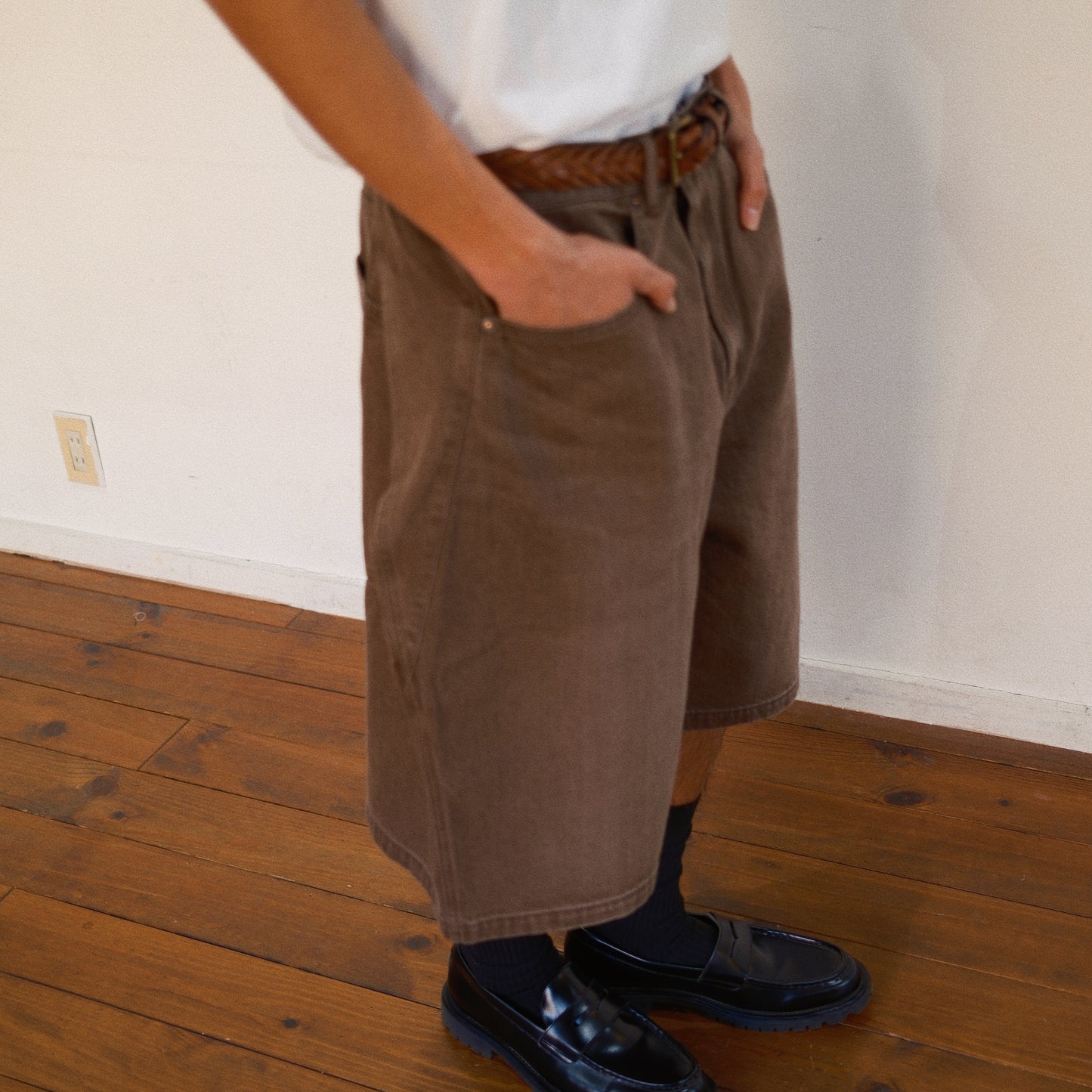 3D Cutting Half Denim Pants Brown