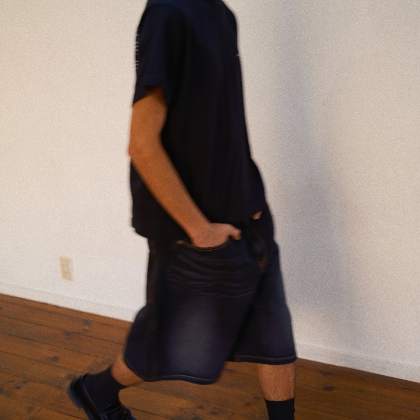 3D Cutting Half Denim Pants 　Black