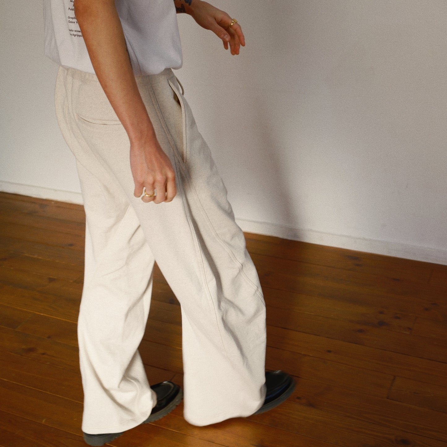 3D Cutting Sweat Pants Oatmeal