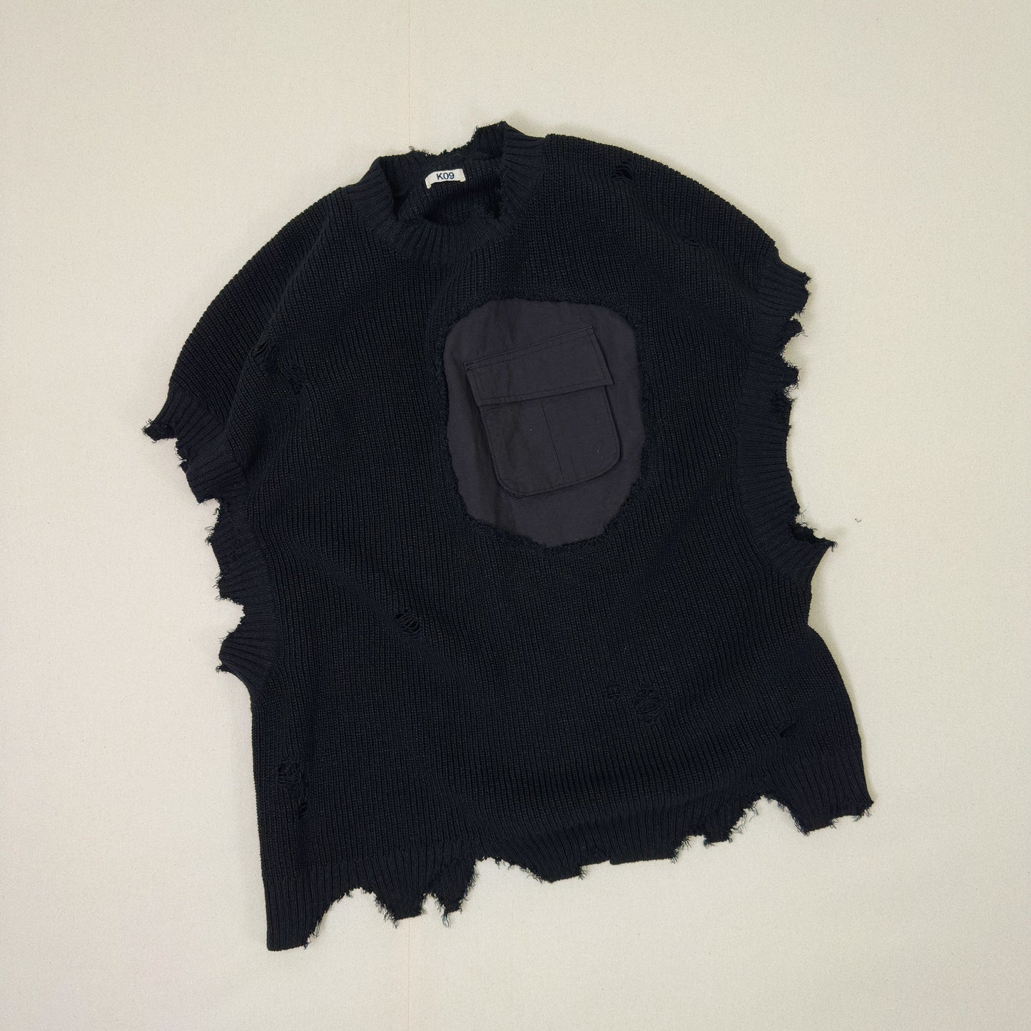 Destroyed Knit Vest Black