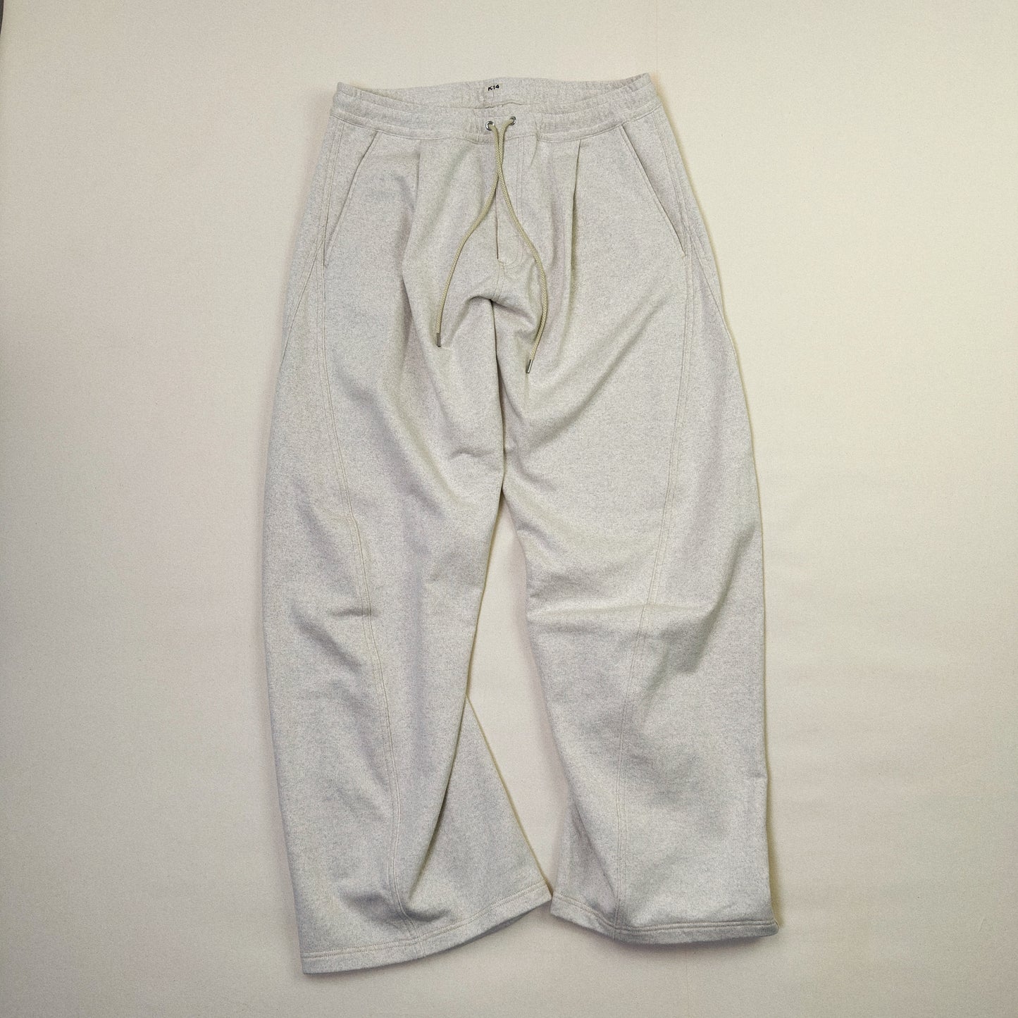 3D Cutting Sweat Pants Oatmeal