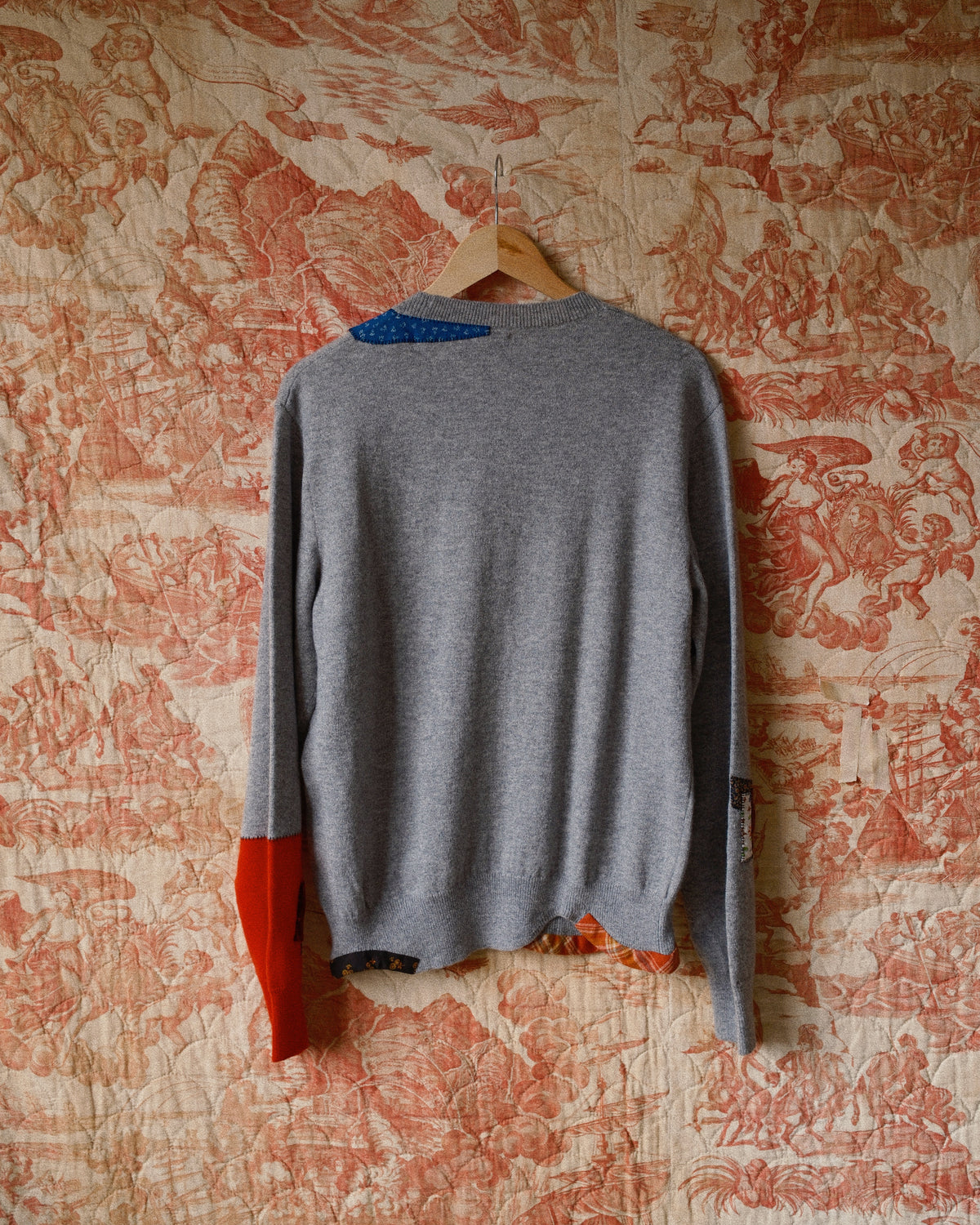 Vintage-finished wool knit pullover Gray