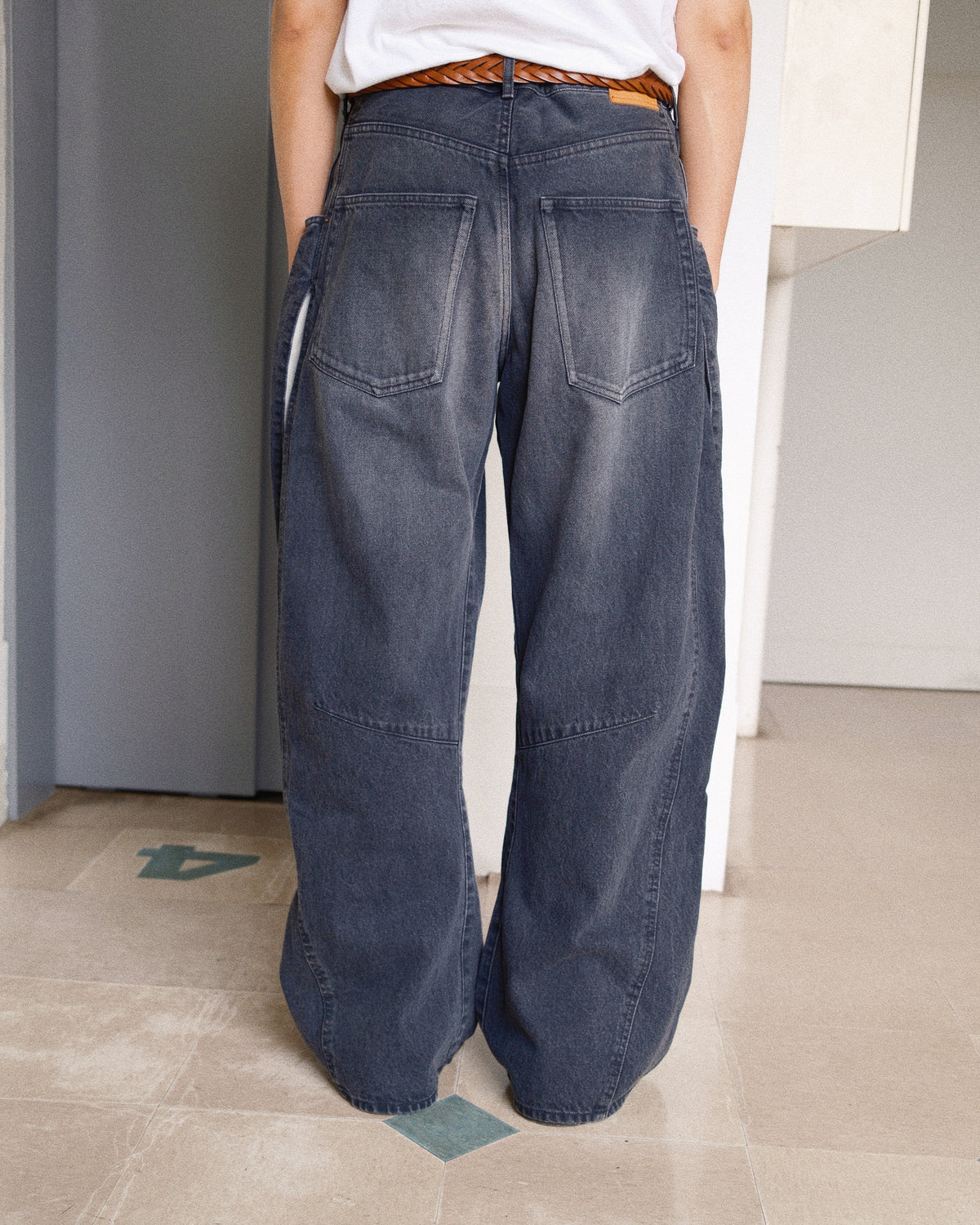 3D Cutting Denim Pants Black
