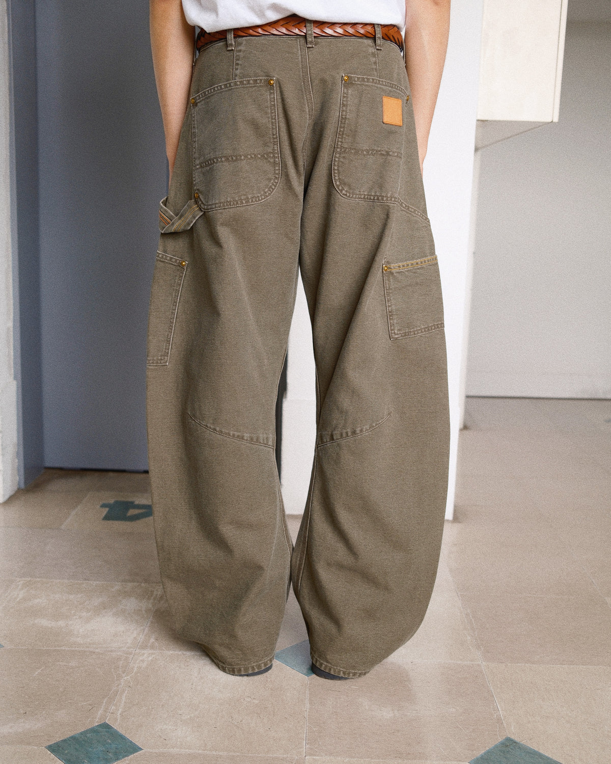 3D Cutting Painter Pants(P−10 Khaki)