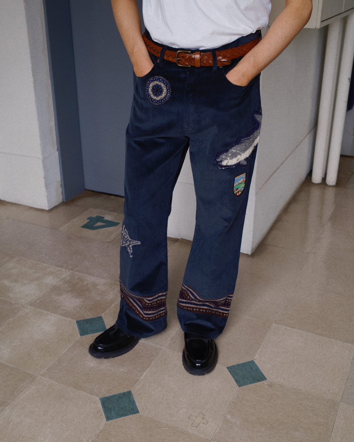 Patched-desgin pants Black