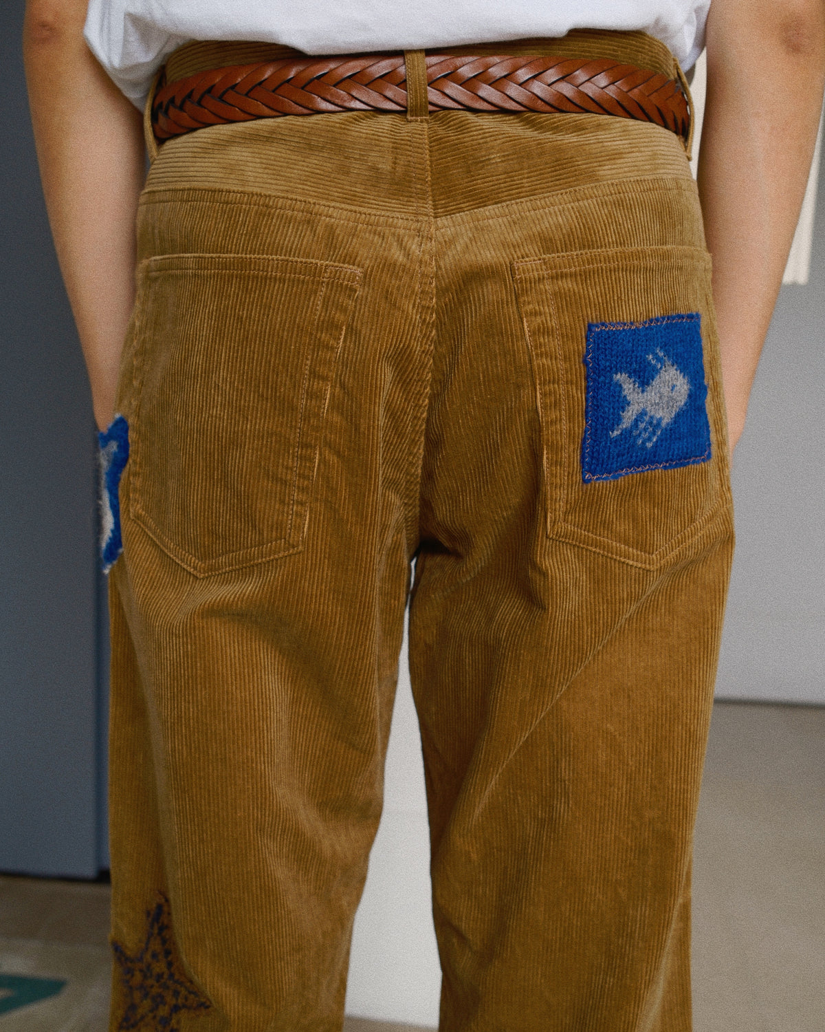 Patched-desgin pants Brown