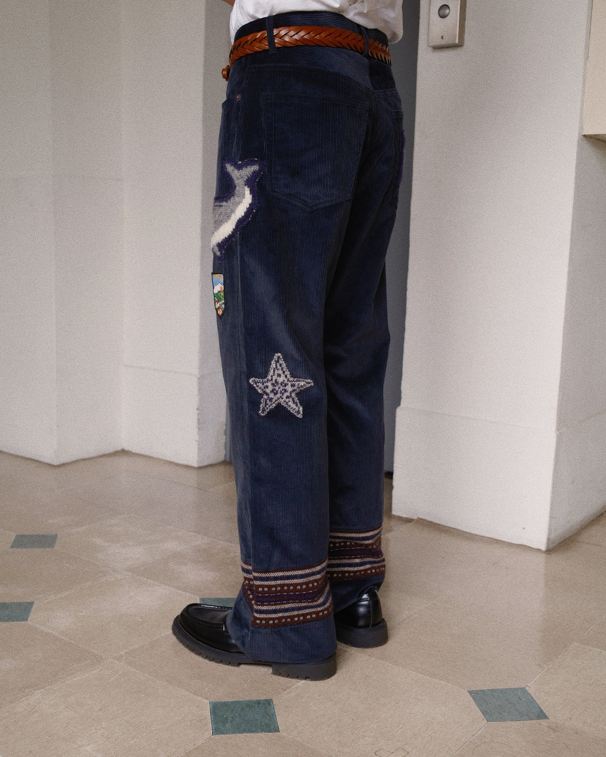 Patched-desgin pants Black