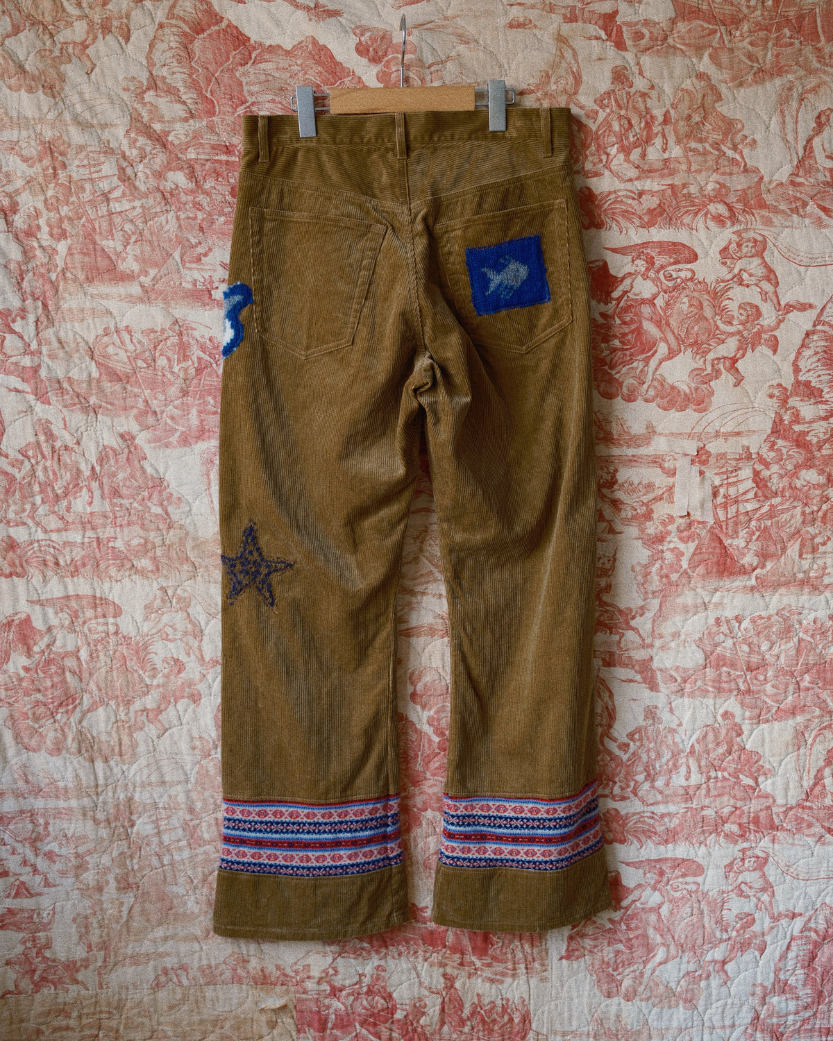 Patched-desgin pants Brown