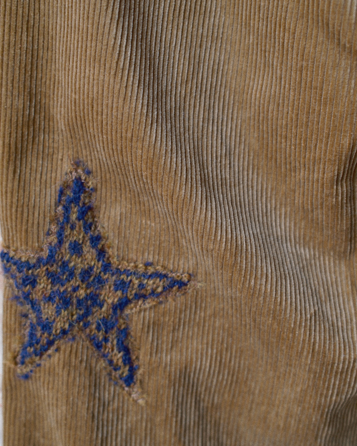 Patched-desgin pants Brown