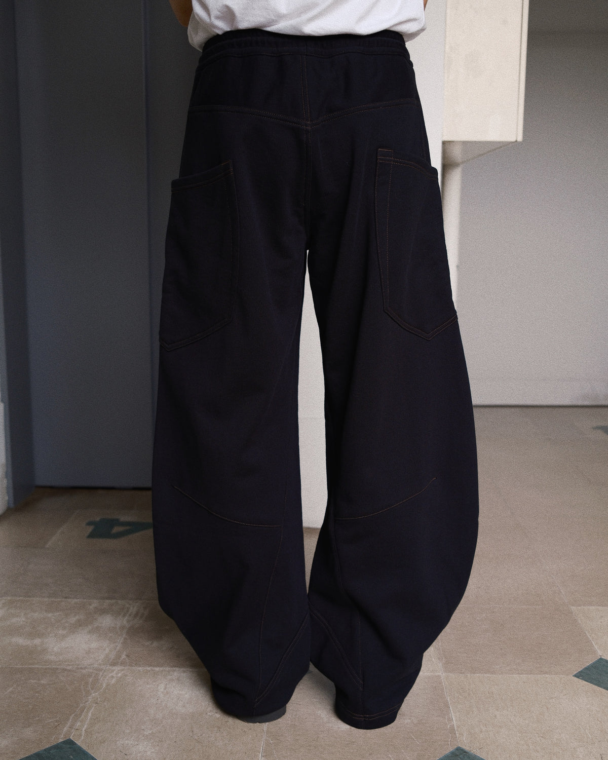 3D cutting sweat pants Black
