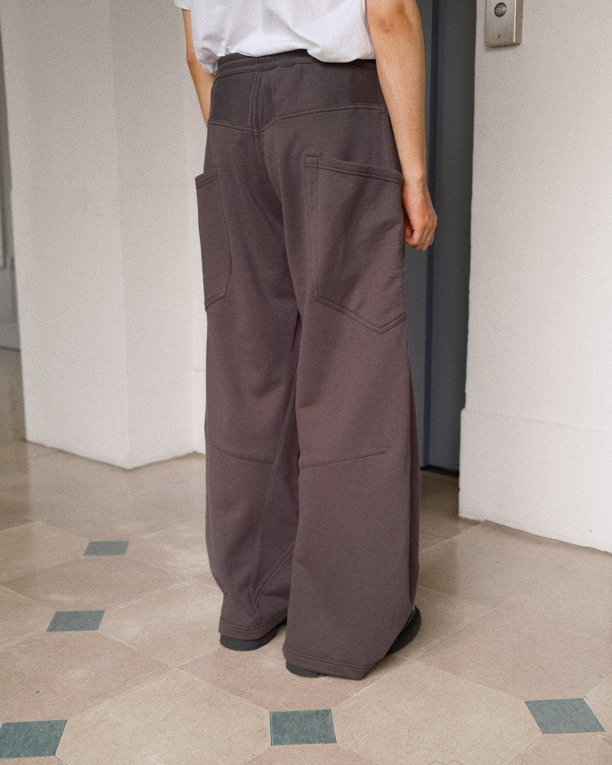3D cutting sweat pants Charcoal
