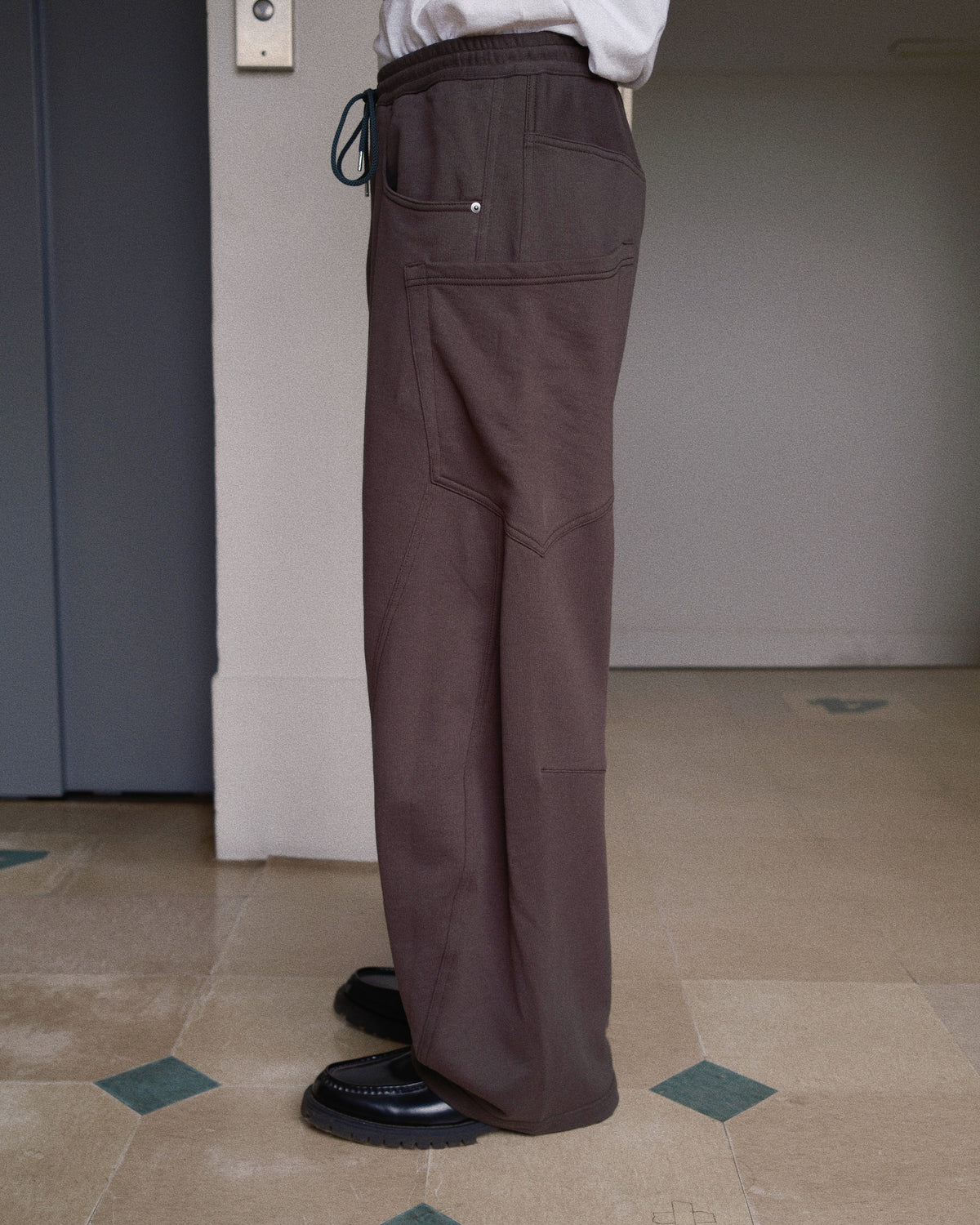 3D cutting sweat pants Charcoal