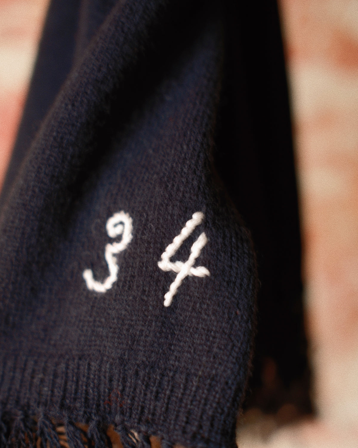 Hand-embroidered stole Black