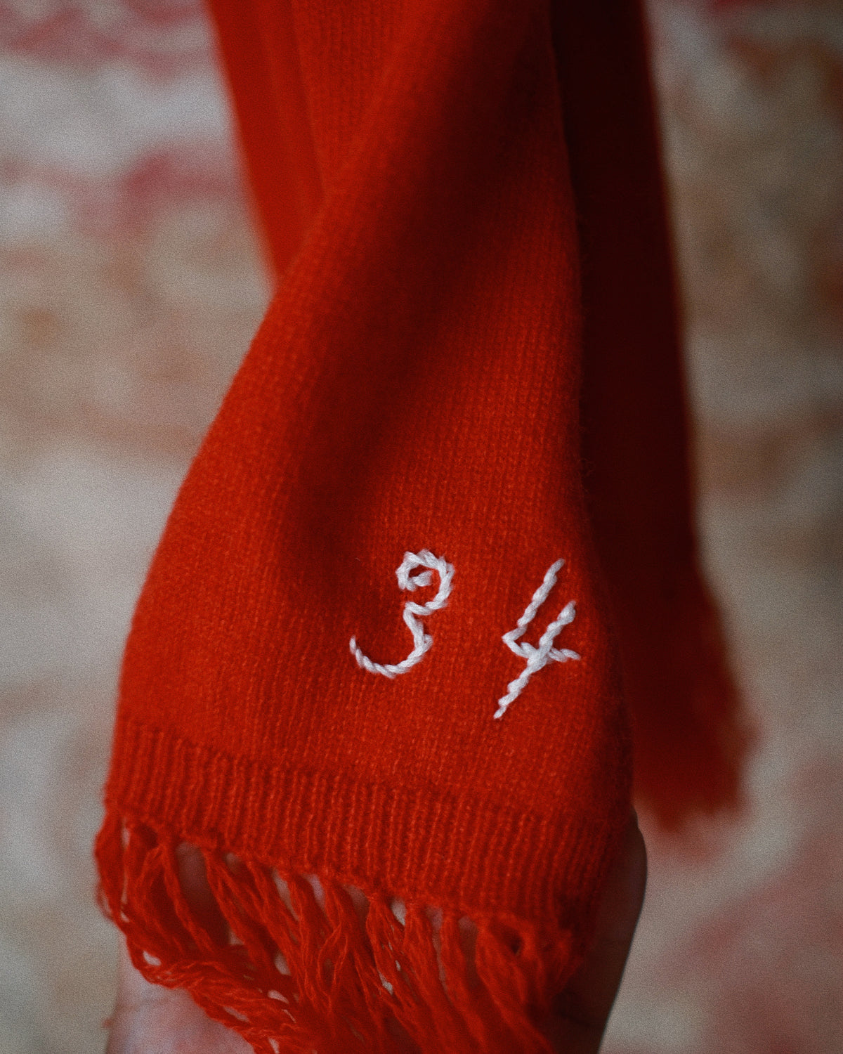 Hand-embroidered stole Red