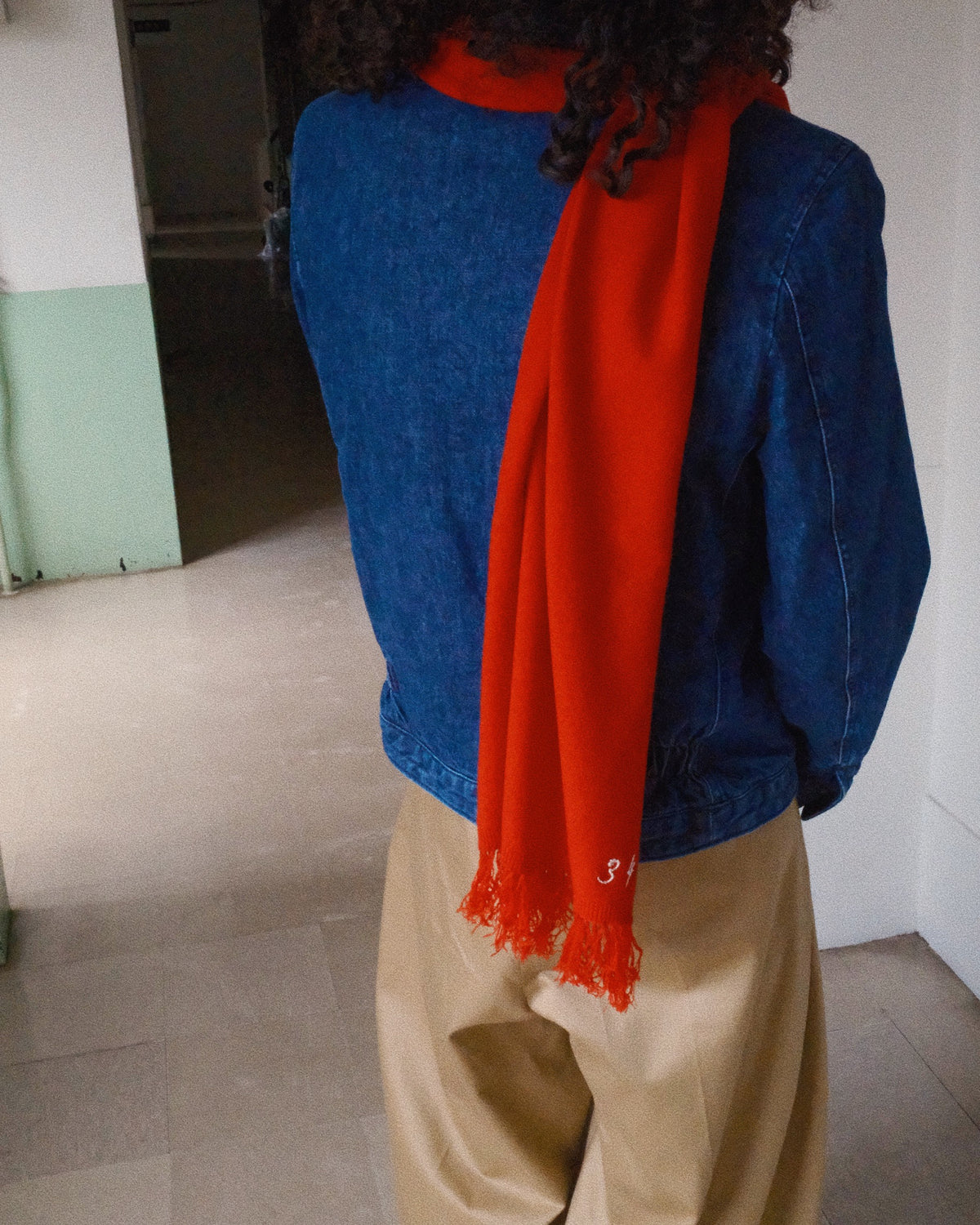 Hand-embroidered stole Red