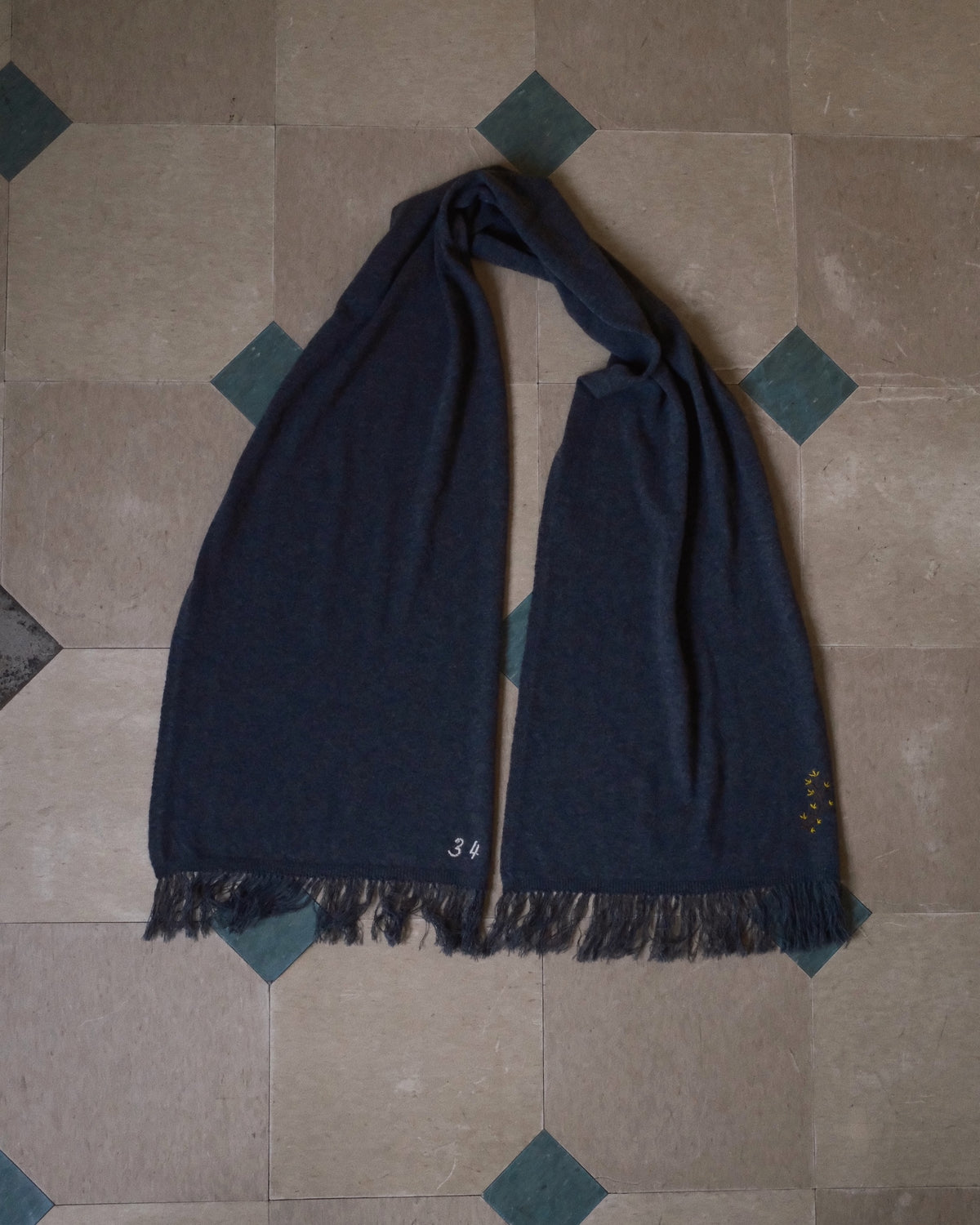 Hand-embroidered stole Gray